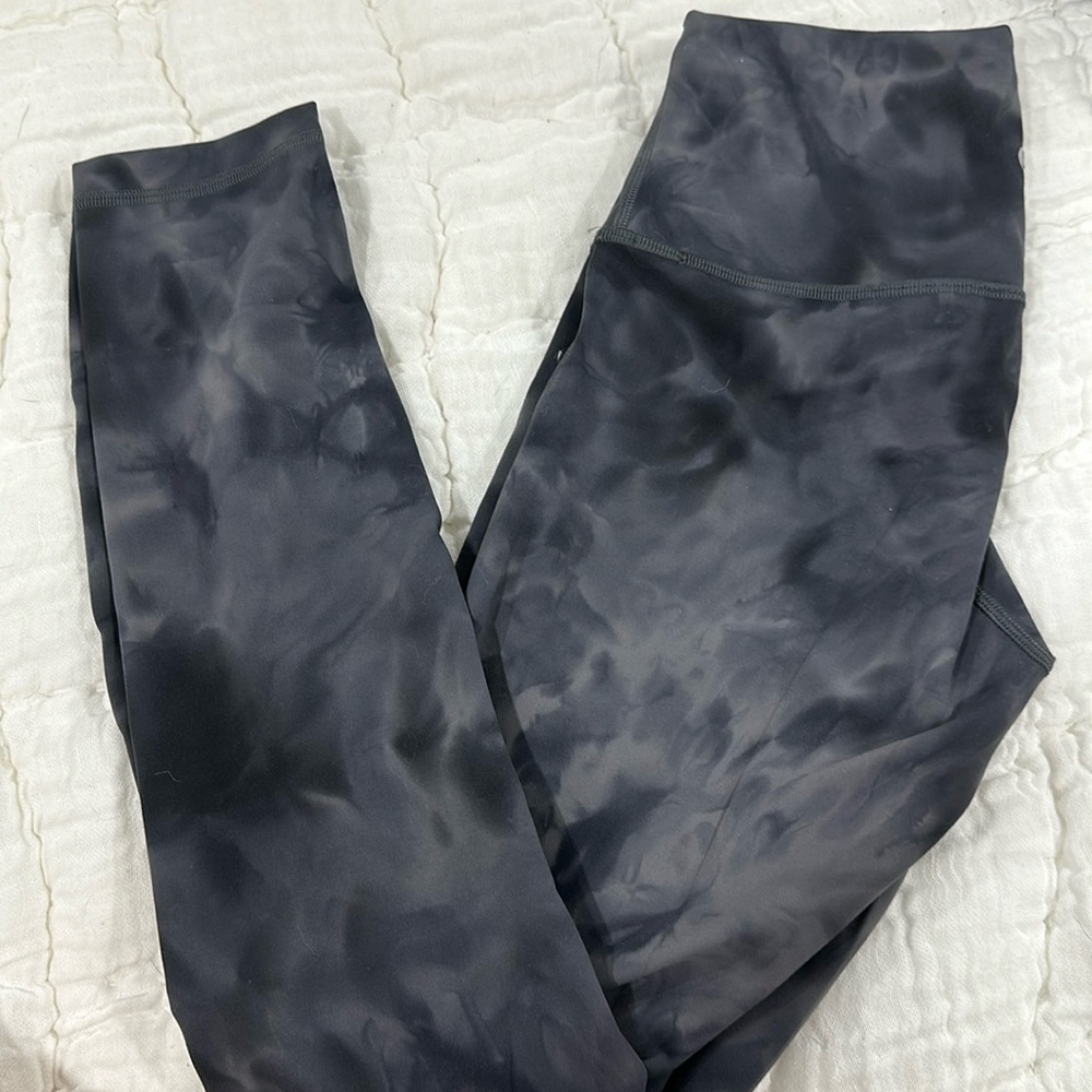 Lululemon diamond dye wunder train